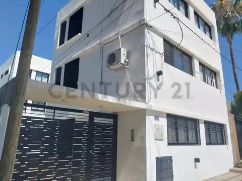 Departamento en Venta en Los Hornos, USD 45.000