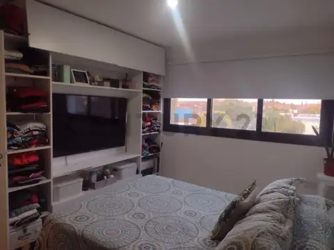67 entre 135 y 136 2000, Piso 1