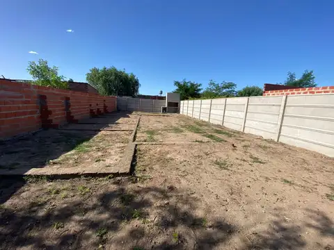 Terreno en Venta 10  mts Fondo