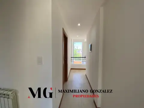 Departamento en Alquiler con 1 cocheras