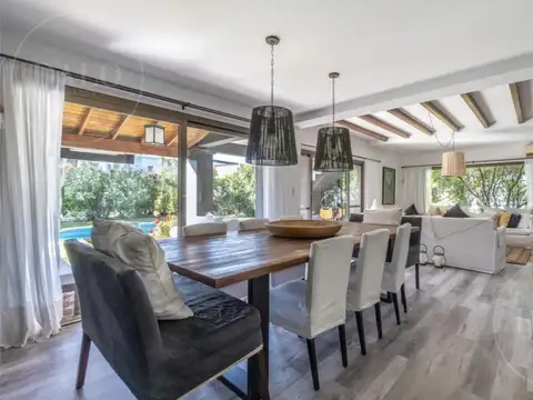 Casa en Venta de 4 dormitorios