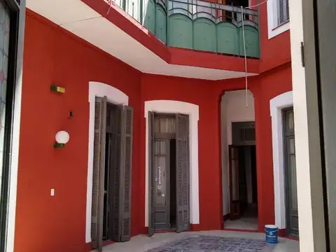 1.800 m2 - SALTA 232/6/8