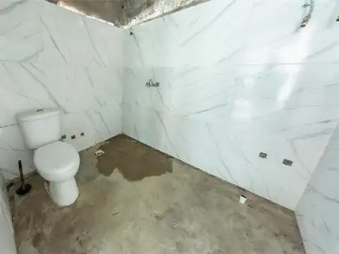 Casa en Venta en San José de Mayo, USD 65.000