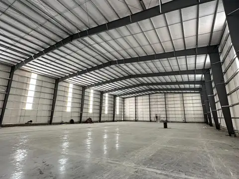 Galpon en Venta 73  mts Fondo