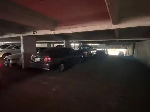 Cochera en Venta Fija