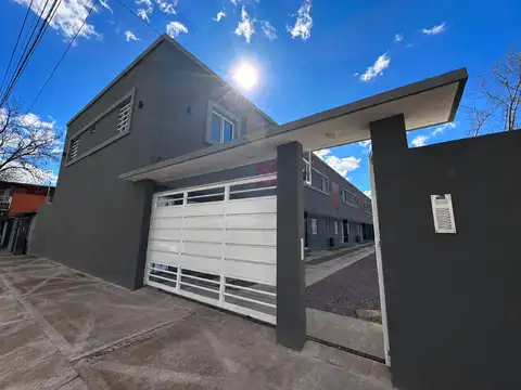 Depto Tipo Casa en Venta en Barrio Parque Leloir, USD 115.500