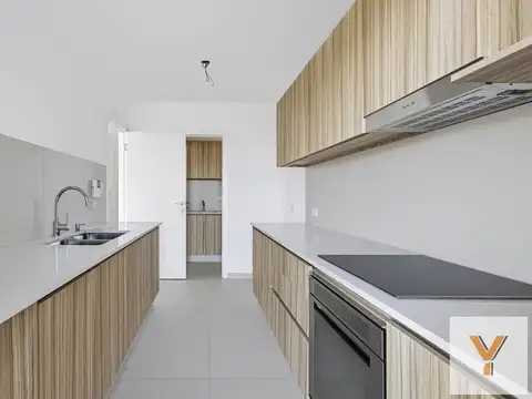 Departamento-Piso Completo- 3 dormitorios, 3 baños y cochera-  La Plata