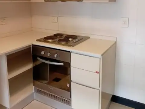 Departamento en Alquiler con 1 cocheras