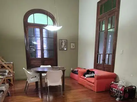 Casa en Pichincha - Cochera - Espacio Aereo - Amplio - Patio