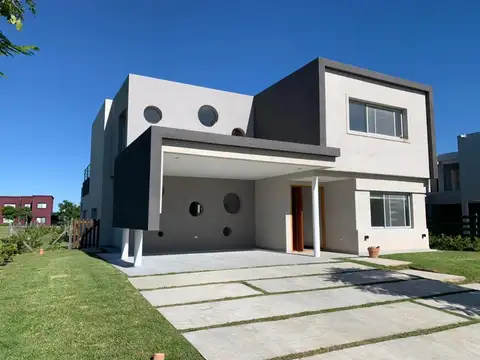 Casa en Venta en Puertos - Barrio Vistas, USD 380.000