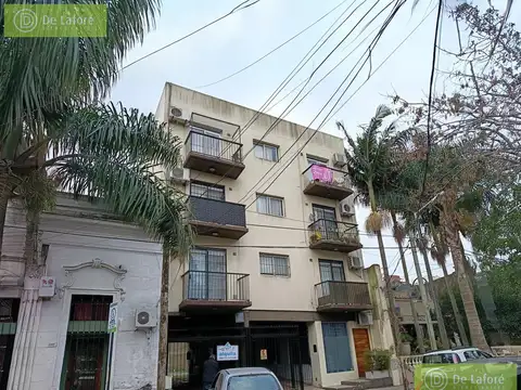 ALQUILER - Departamento de 2 ambientes en San Fernando, con cochera y balcón