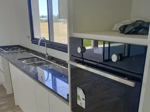 Casa en Venta en Monet Barrio Privado, USD 210.000
