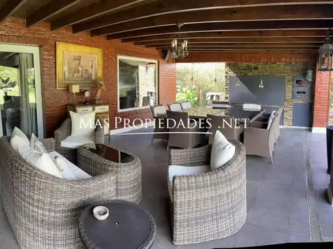 Casa en Venta de 5 dormitorios