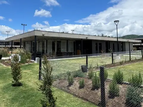 Casa en Alquiler de 3 dormitorios