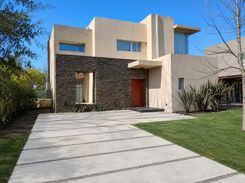 Casa  en Venta en Los Sauces, Nordelta, Tigre