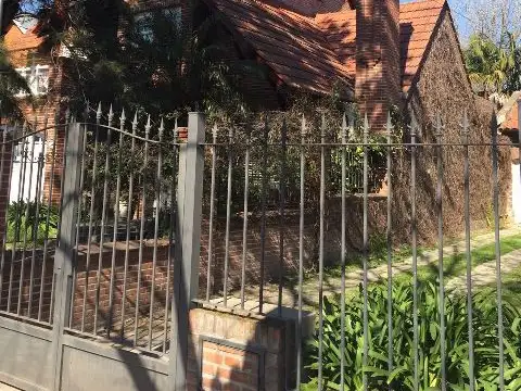 Casa en Venta en Haedo, USD 700.000