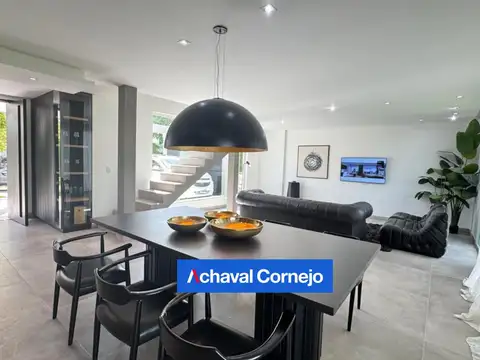 Casa en Alquiler en Puertos - Barrio Vistas, USD 2.100