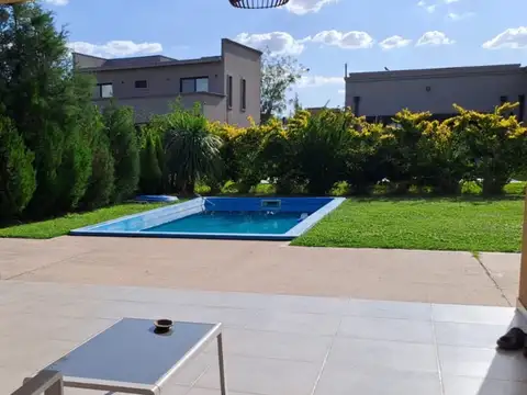 Casa Venta Barrio San Ramón Pilar del Este-Acepta Permuta