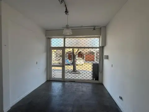 Local en Alquiler en Villa Constitución, $ 360.000