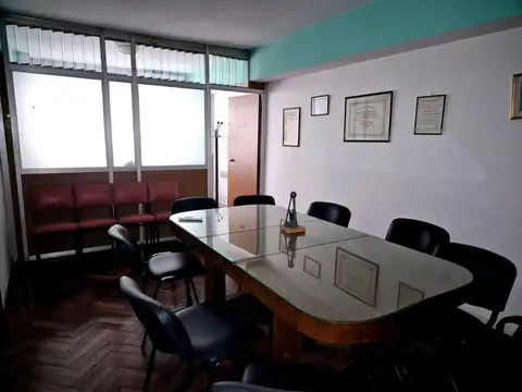 Avenida Valentín Alsina 1500