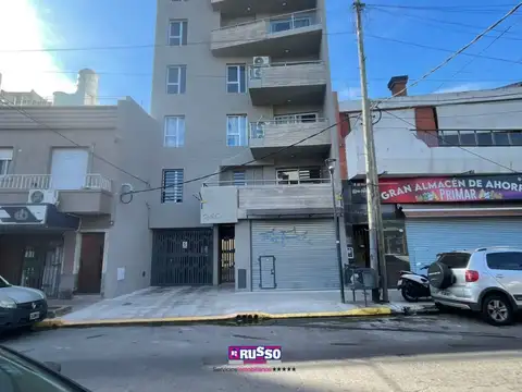 SAN MARTIN 200, Piso 7