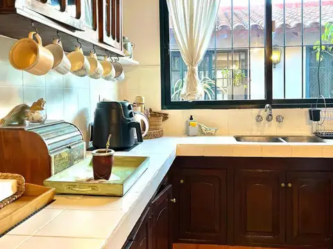 Casa en Venta con 1 cochera