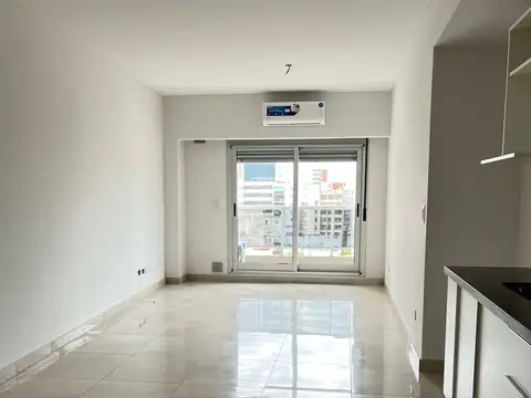 Av. Juan Bautista Alberdi al 2000