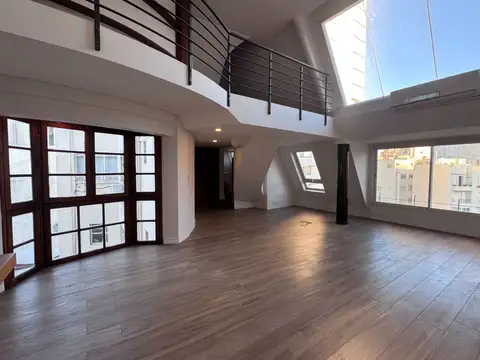 DUPLEX EN VENTA 5 AMB RETIRO PARRILLA Y TERRAZA