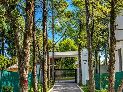 Terreno en Venta en Villa Gobernador Udaondo, USD 77.000