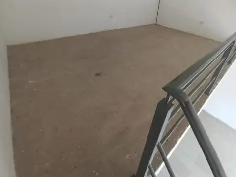 VENTA DEPARTAMENTO  3 AMBIENTES AMPLIO SAN MIGUEL