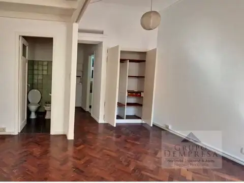 Adolfo Alsina 1900, Piso 1