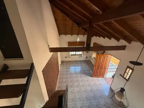 Depto Tipo Casa 3 ambientes con 1 baño