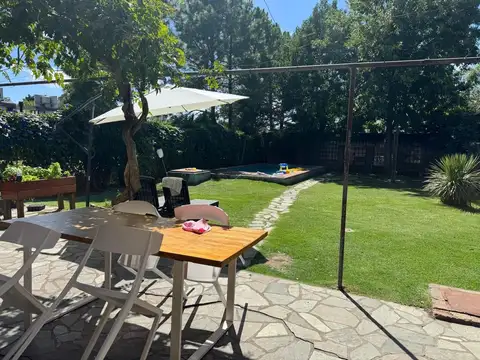 Casa 4 ambientes con 3 baños