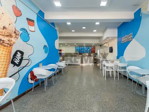 Local en Venta 48 años
