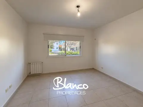 Casa en Alquiler al Norte
