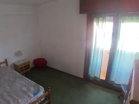 Paseo 110 entre avdas. 3 y 4