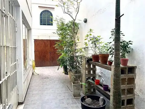 Casa 7 ambientes con 3 baños