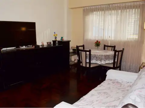 Venta departamento 4 amb c/patio - Villa Crespo