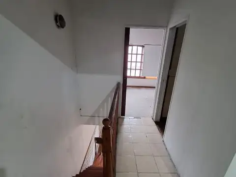 Depto Tipo Casa en Alquiler con 1 cocheras