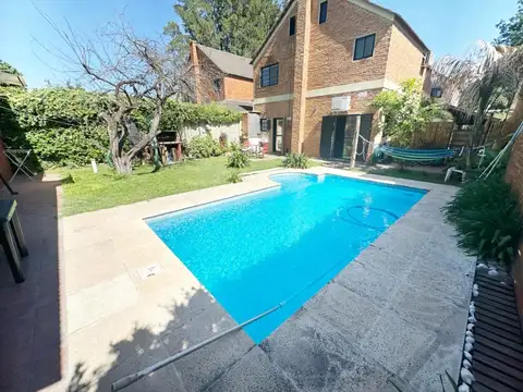 Casa con Pileta en Casuarinas 3