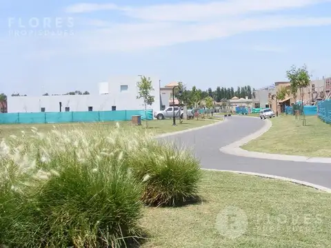 Terreno en Venta en Countries y Barrios Cerrados en Pilar, USD 47.000