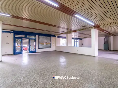 ALQUILER LOCAL ZONA COMERCIAL E INDUST AV COLON