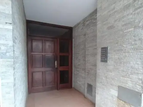 Arbo Y Blanco 200, Piso 1°