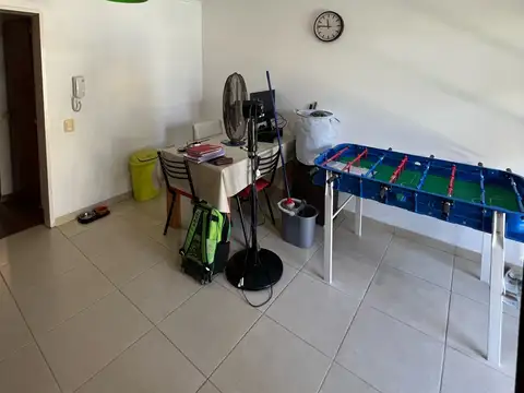 Casa en Alquiler con 1 cochera