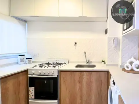 DEPARTAMENTO DE 2 AMBIENTES - VISTA AL MAR-  CENTRO