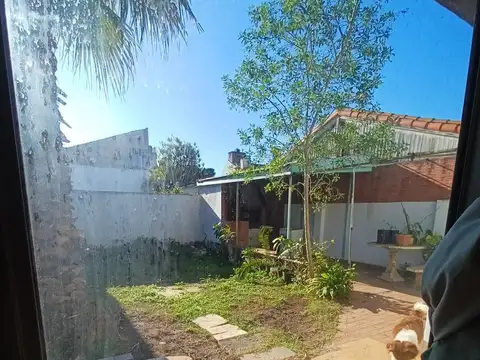 Casa en Venta Villa Adelina de 4 amb, con cochera y parque