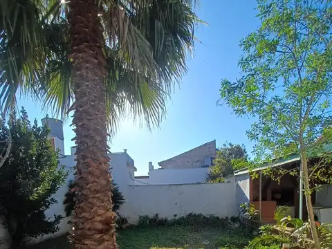 Casa en Venta Villa Adelina de 4 amb, con cochera y parque