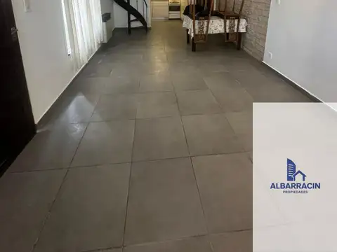 Depto Tipo Casa 2 ambientes con 2 baños