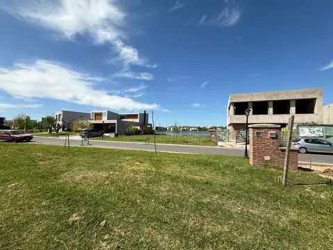 Terreno en Venta 36  mts Fondo