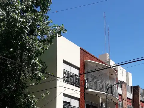 Cerrito 2100